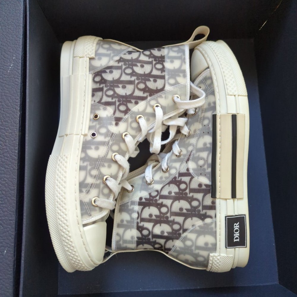 Dior High B23 Sneaker